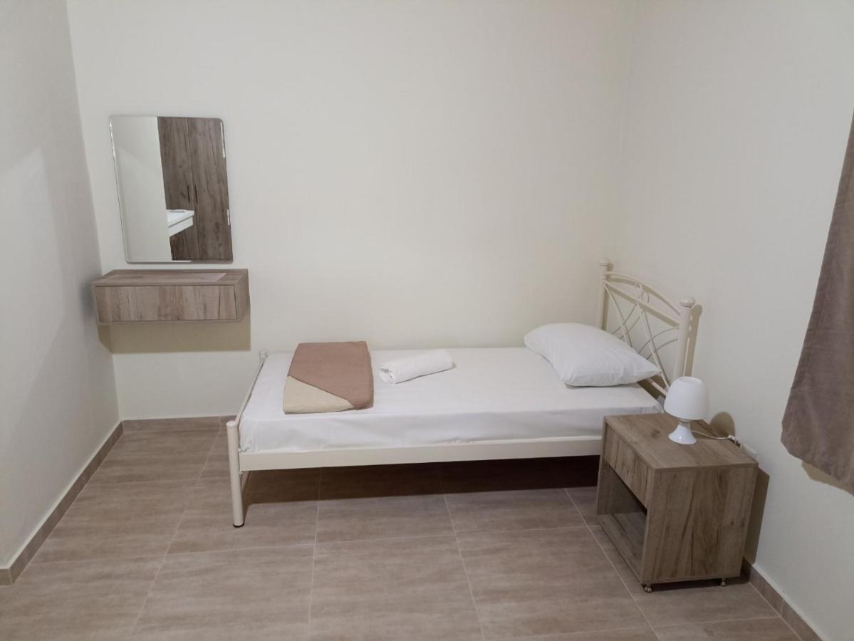 Palm-Tree Apartment อาร์คูดี ภายนอก รูปภาพ